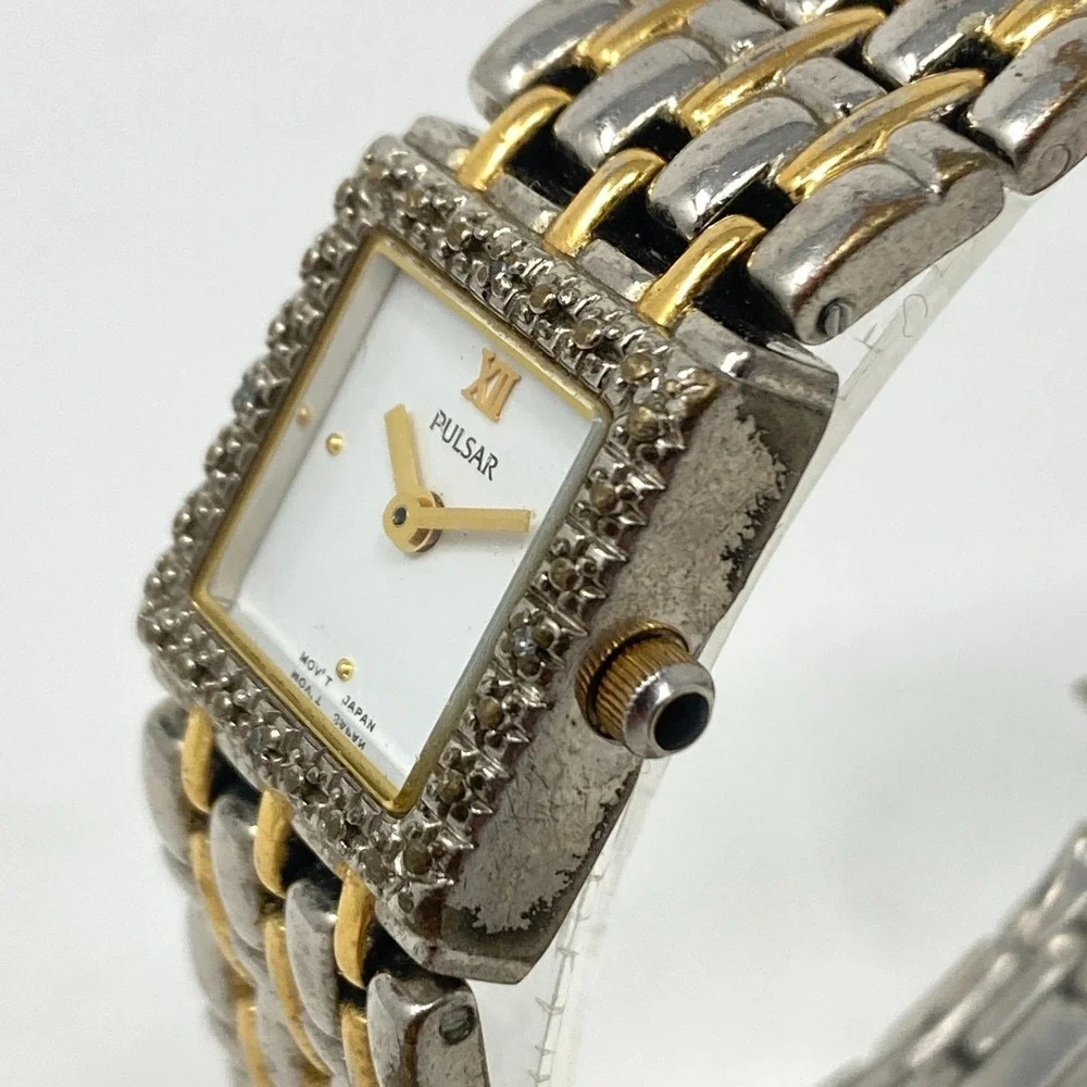 Pulsar Womens Watch 17mm White Dial Two Tone Crystal V810-X056 New Battery 7.25